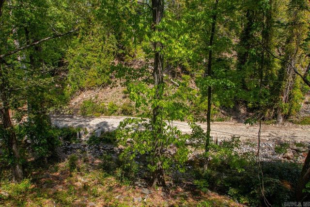 26 Tallyho Lane, Little Rock, AR 72227