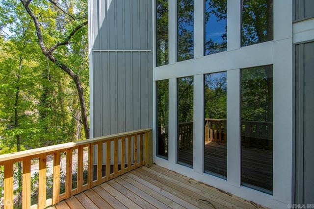 26 Tallyho Lane, Little Rock, AR 72227