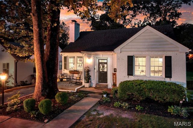 968 Nancy Carol Lane, Glendale, MO 63122