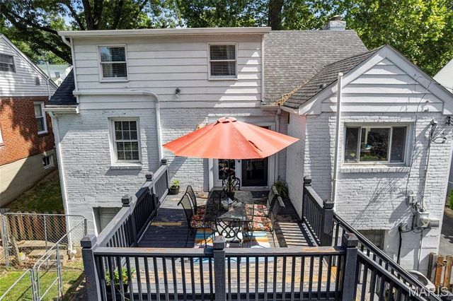 968 Nancy Carol Lane, Glendale, MO 63122