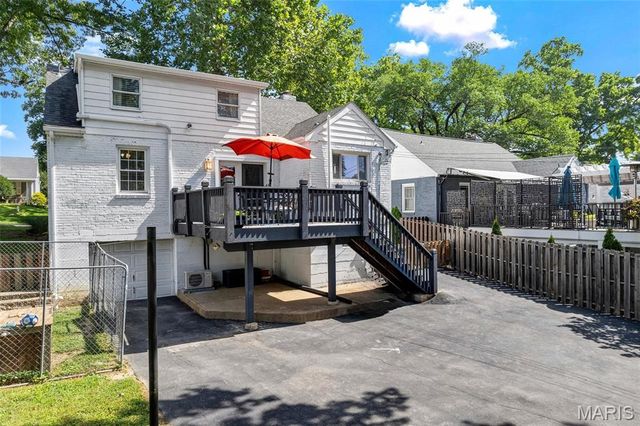 968 Nancy Carol Lane, Glendale, MO 63122