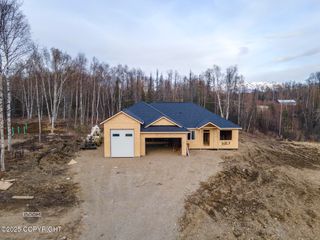 L7 B8 N Paw Street, Wasilla, AK 99654