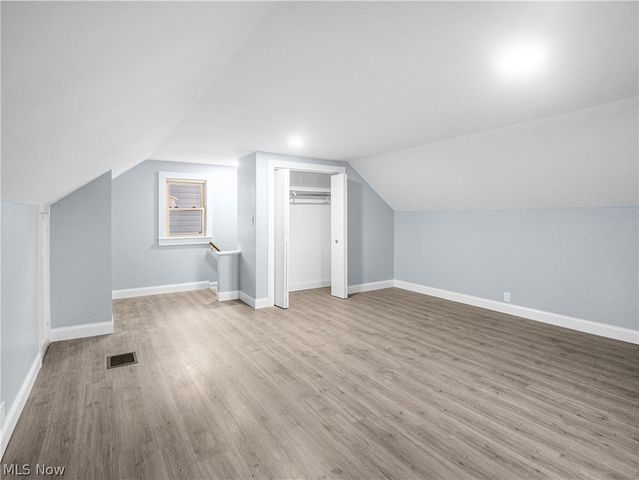 353 Hilton Avenue, Youngstown, OH 44507