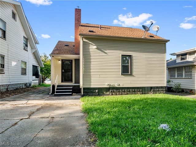 353 Hilton Avenue, Youngstown, OH 44507