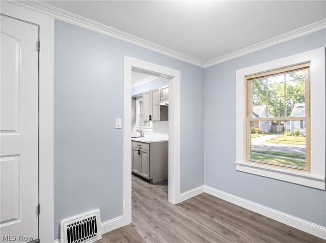 353 Hilton Avenue, Youngstown, OH 44507