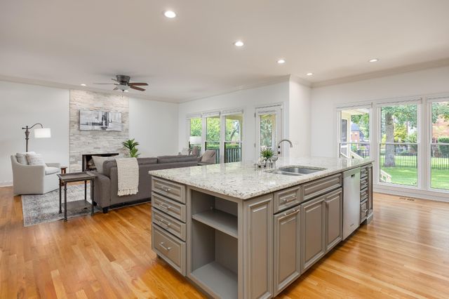 8005 Rosemere Way, Chattanooga, TN 37421