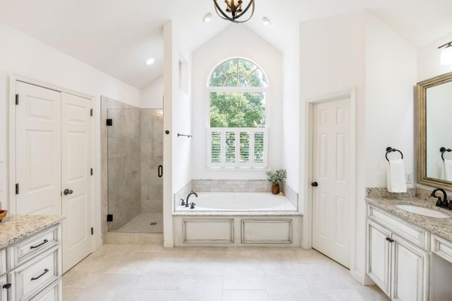 8005 Rosemere Way, Chattanooga, TN 37421