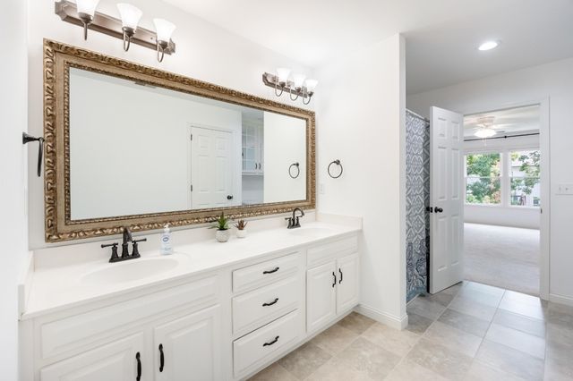 8005 Rosemere Way, Chattanooga, TN 37421