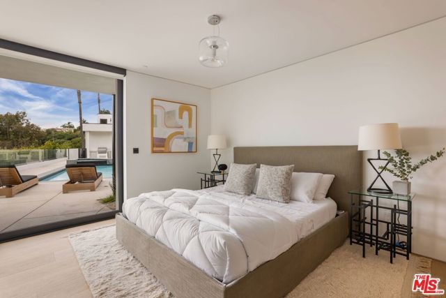 525 Arkell Drive, Beverly Hills, CA 90210