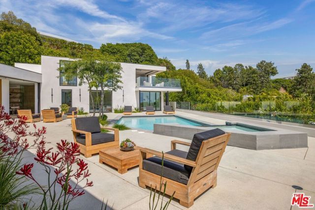 525 Arkell Drive, Beverly Hills, CA 90210