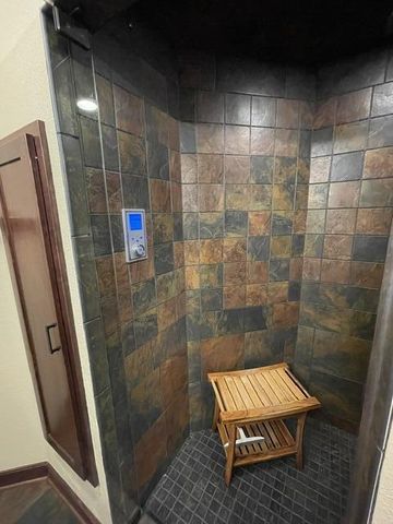 W319S9145 Laurens PARKWAY, Mukwonago, WI 53149