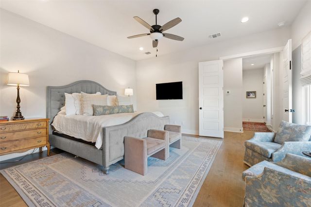 192 Gaucho WAY, Dripping Springs, TX 78620