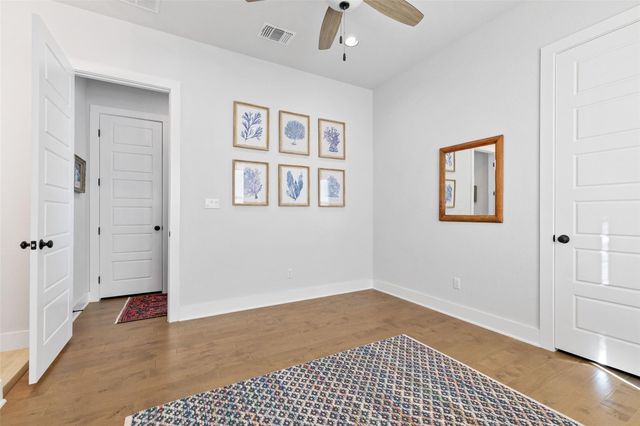 192 Gaucho WAY, Dripping Springs, TX 78620