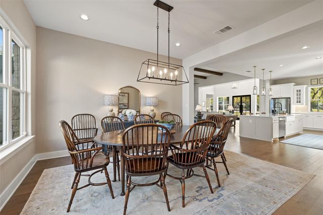 192 Gaucho WAY, Dripping Springs, TX 78620