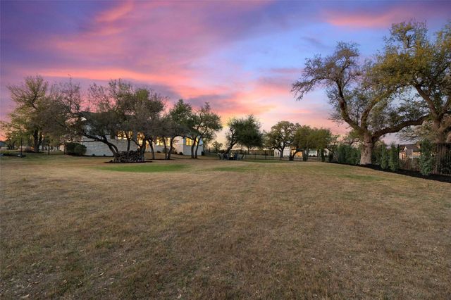 192 Gaucho WAY, Dripping Springs, TX 78620