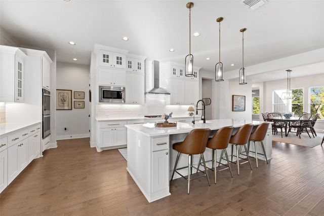 192 Gaucho WAY, Dripping Springs, TX 78620