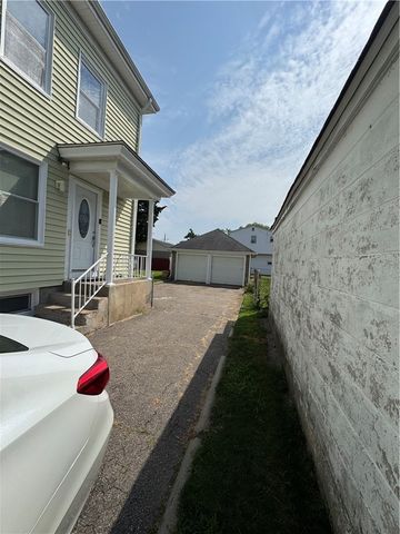 17 Booth Avenue 2, Pawtucket, RI 02861