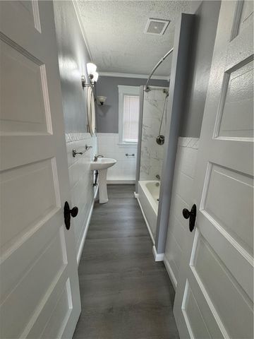 17 Booth Avenue 2, Pawtucket, RI 02861