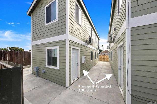 2411 21 L Street, San Diego, CA 92102