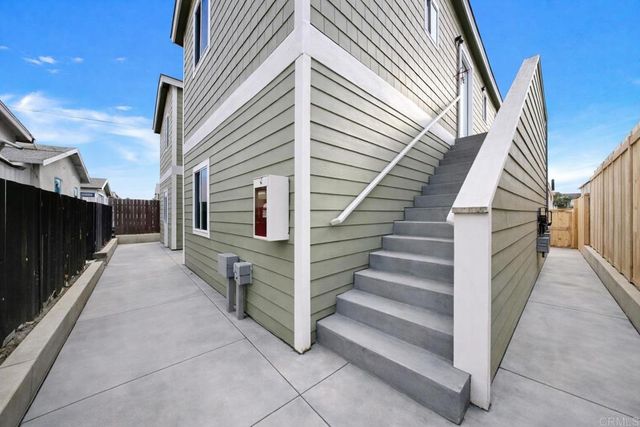 2411 21 L Street, San Diego, CA 92102