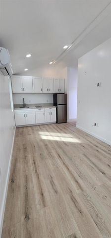 2411 21 L Street, San Diego, CA 92102