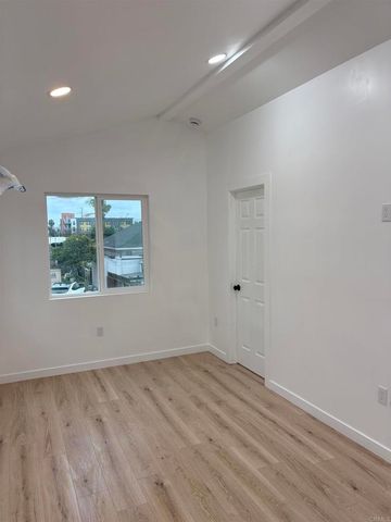 2411 21 L Street, San Diego, CA 92102