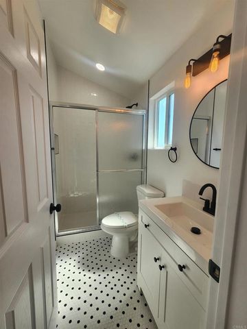 2411 21 L Street, San Diego, CA 92102