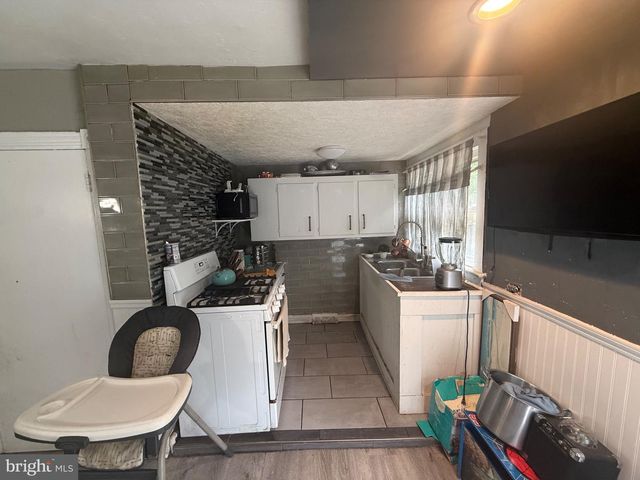 160 W LINCOLN ST, Bridgeton, NJ 08302