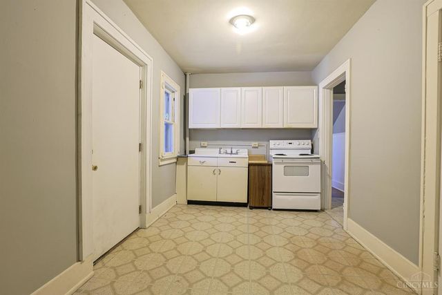 513 Park Avenue, Harrison, OH 45030