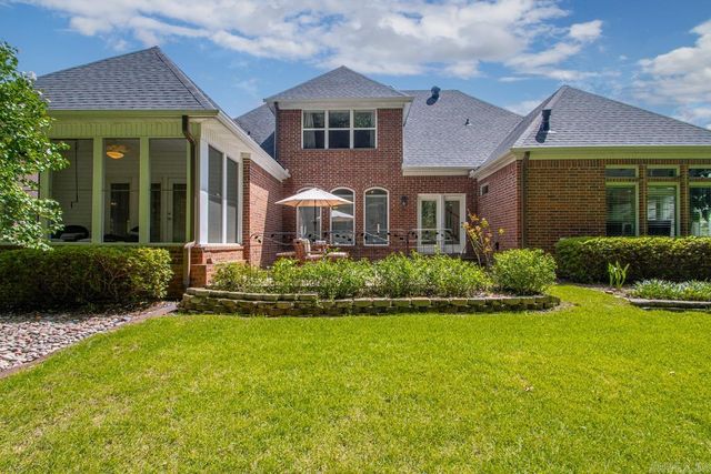 126 Grenoble Circle, Maumelle, AR 72113