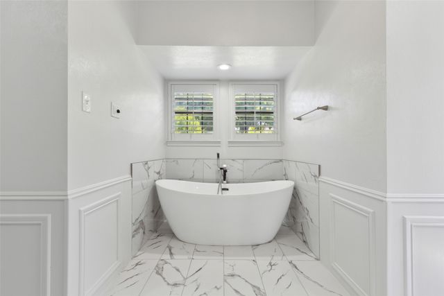 6930 Rocky Top Circle, Dallas, TX 75252
