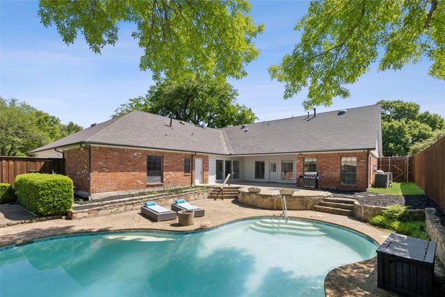 6930 Rocky Top Circle, Dallas, TX 75252