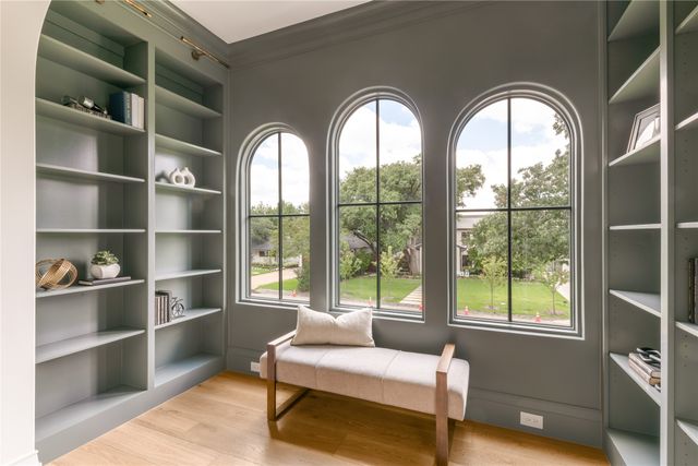 5807 Glen Falls Lane, Dallas, TX 75209
