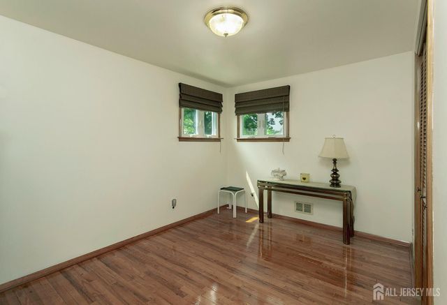 58 Schuyler Drive, Edison, NJ 08817