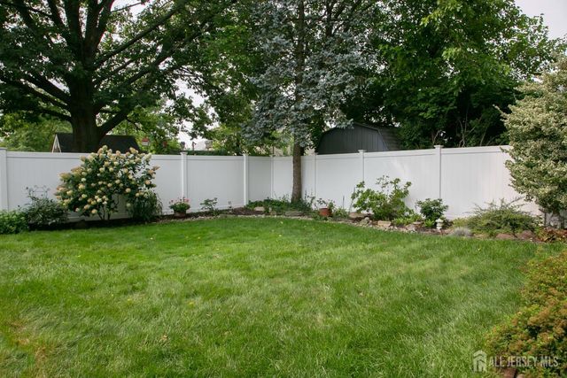 58 Schuyler Drive, Edison, NJ 08817
