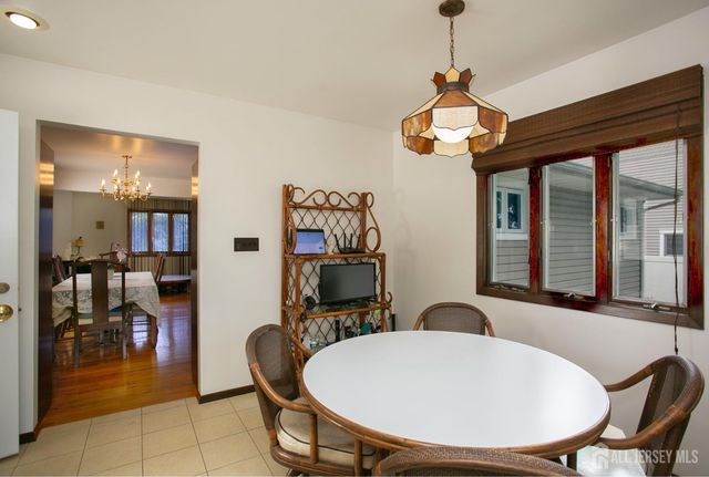 58 Schuyler Drive, Edison, NJ 08817