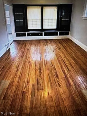 13309 Melzer Avenue, Cleveland, OH 44120