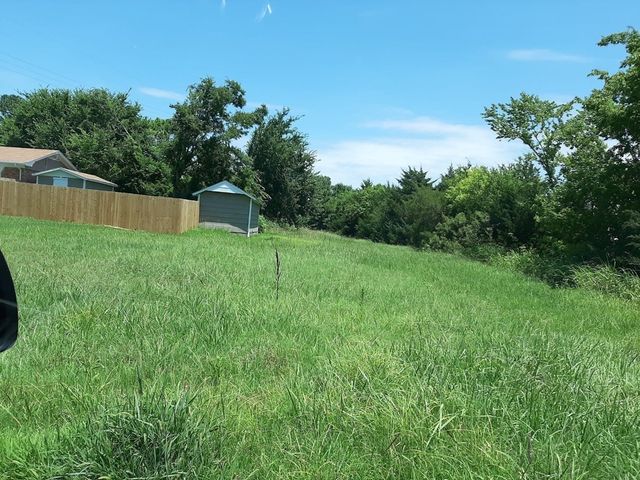 1204 Williamsburg Road, Greenville, TX 75401