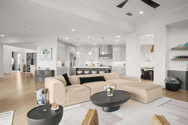 104 Lodestone CV, Austin, TX 78738