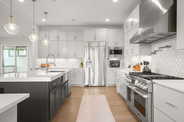 104 Lodestone CV, Austin, TX 78738