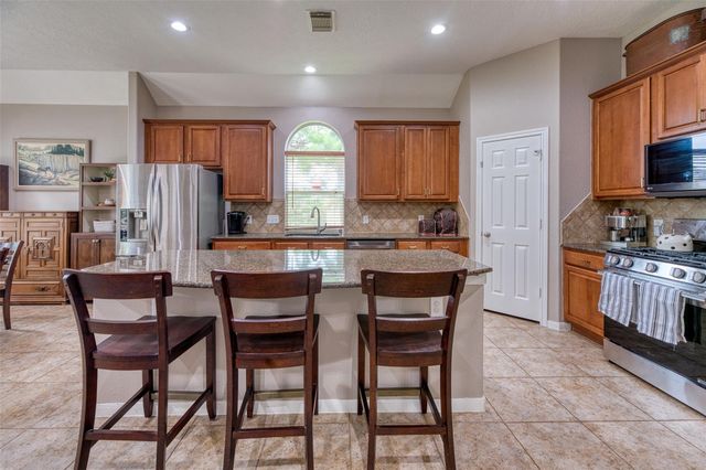 6 Red Adler Place, The Woodlands, TX 77382