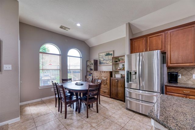 6 Red Adler Place, The Woodlands, TX 77382