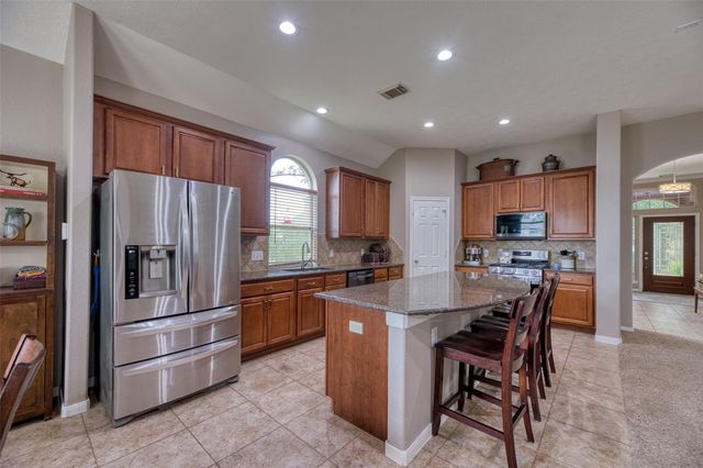 6 Red Adler Place, The Woodlands, TX 77382