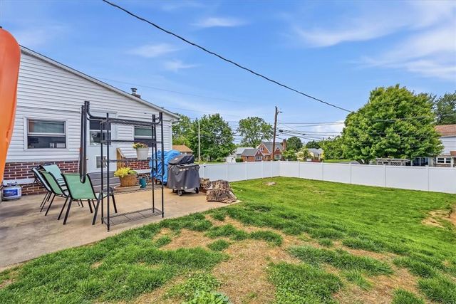143 Dell Street, Emmaus Boro, PA 18049