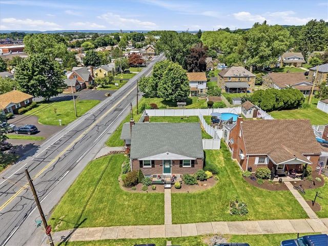 143 Dell Street, Emmaus Boro, PA 18049