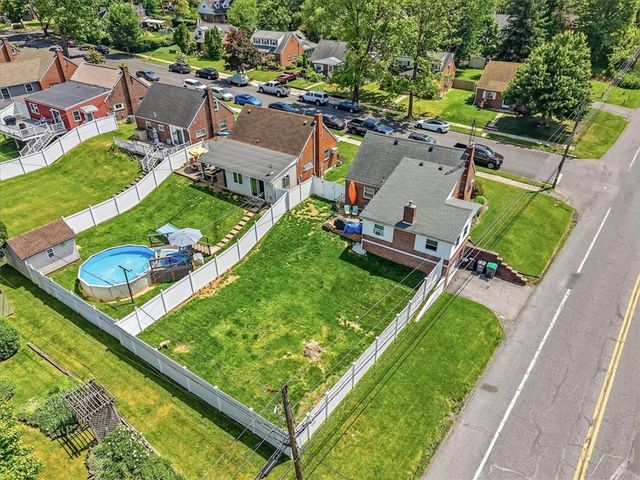 143 Dell Street, Emmaus Boro, PA 18049