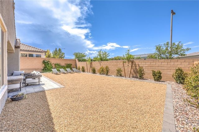 9952 Pine Trail Avenue, Las Vegas, NV 89166