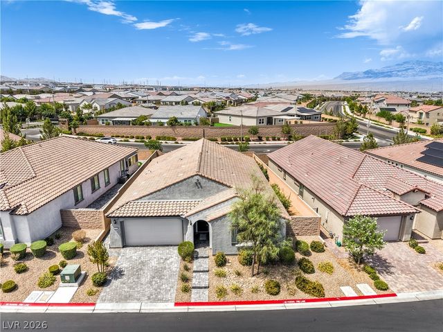 9952 Pine Trail Avenue, Las Vegas, NV 89166