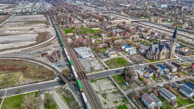 352 W 59th Street, Chicago, IL 60621