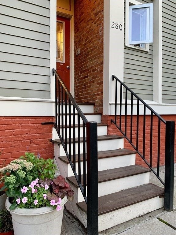 280 Western Ave 1, Cambridge, MA 02139